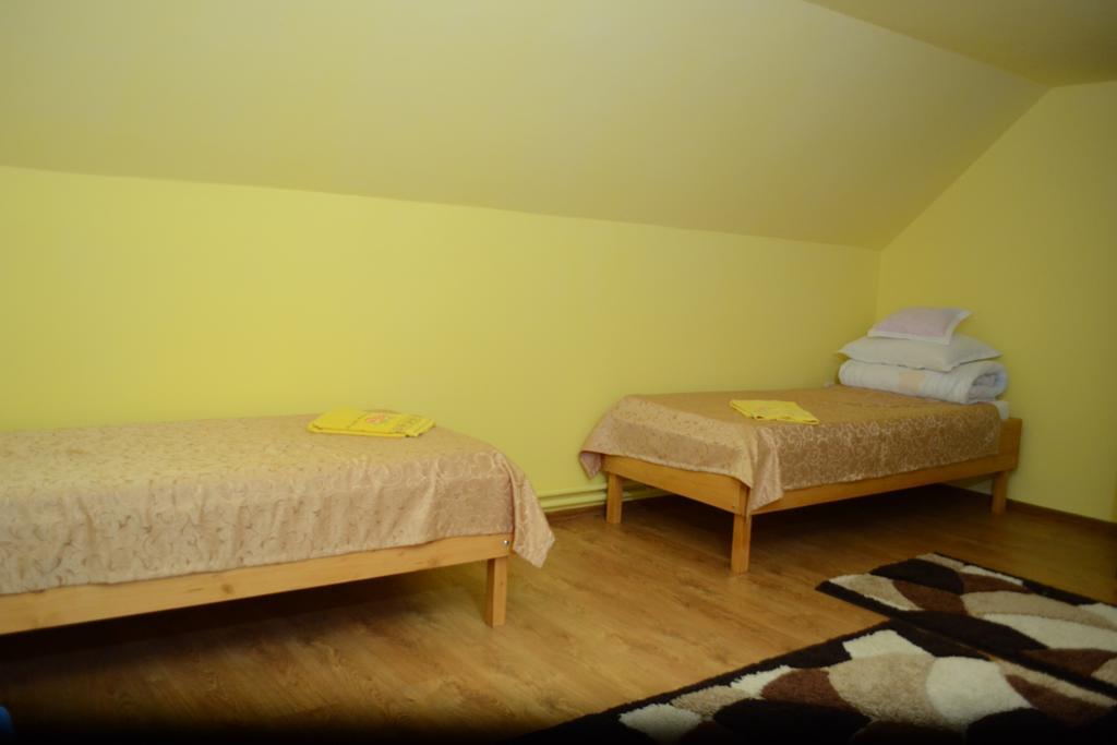 Ersa Panzio Hotel Bisericani  Quarto foto