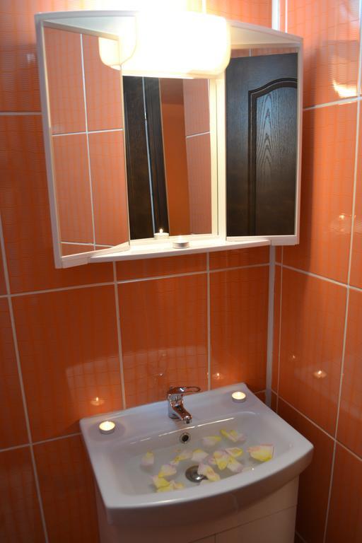 Ersa Panzio Hotel Bisericani  Quarto foto