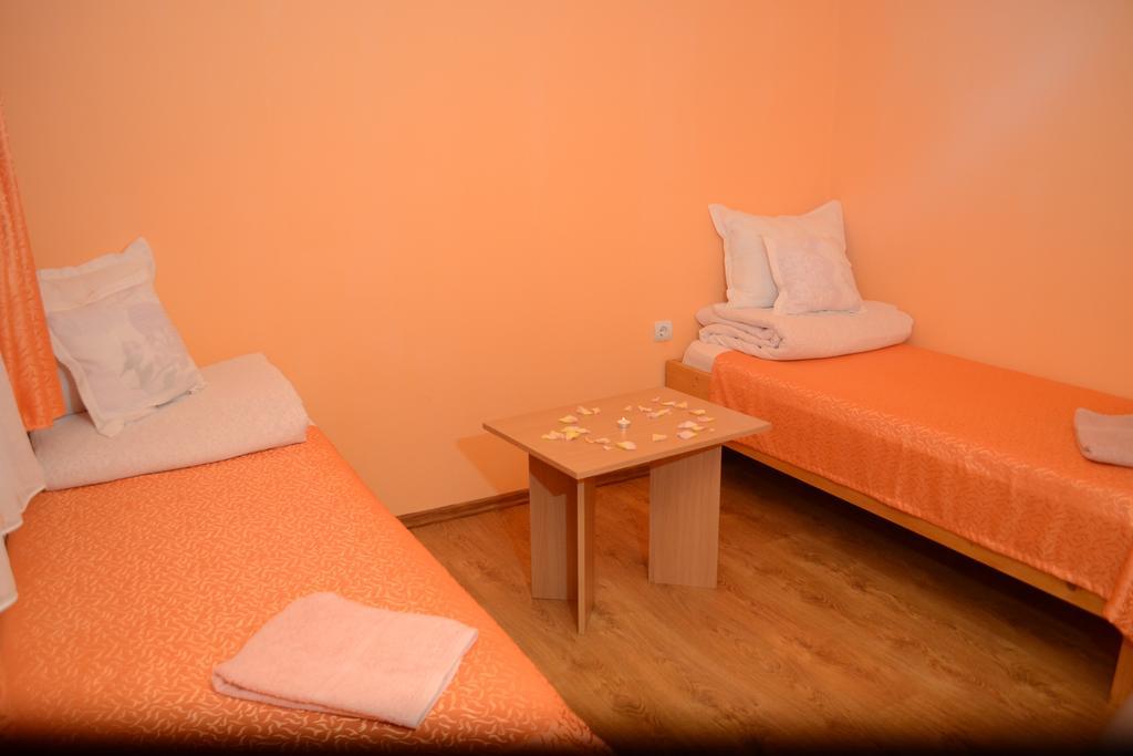 Ersa Panzio Hotel Bisericani  Quarto foto